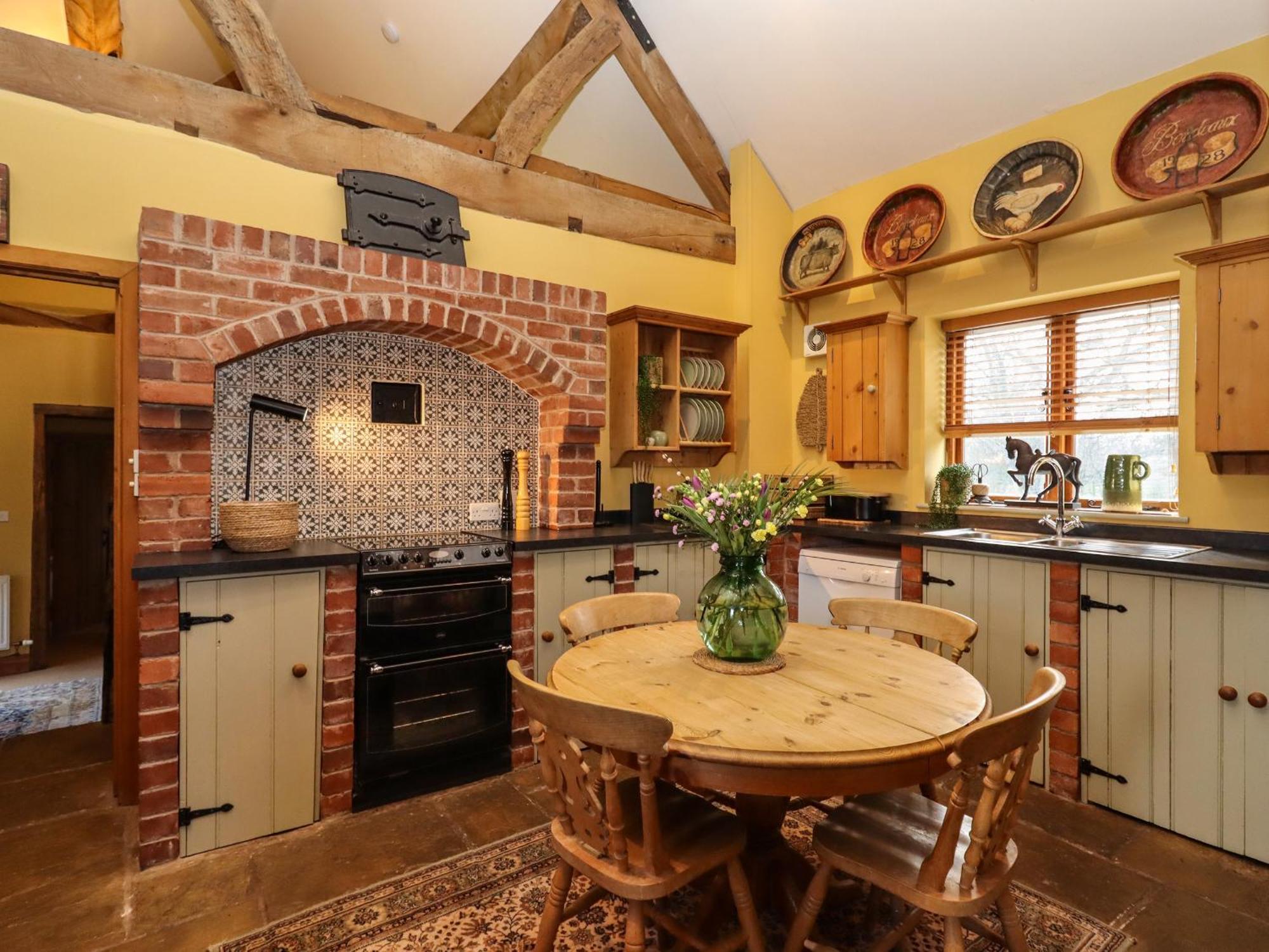 The Granary Villa Shrewsbury Exterior photo
