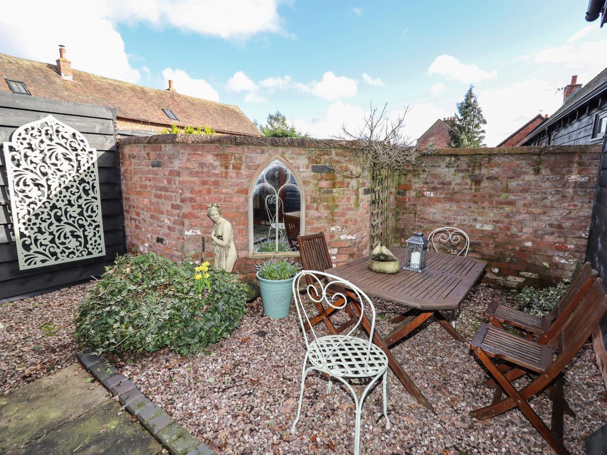 The Granary Villa Shrewsbury Exterior photo
